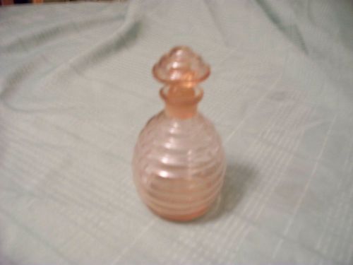 VINTAGE HONEY JAR, PINKISH IN COLOR, 5 INCHES HIGH