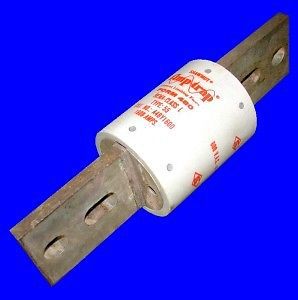 SHAWMUT AMP-TRAP CURRENT LIMITING FUSE 1600 AMP MODEL A4BY1600