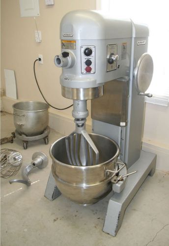Hobart 60 quart mixer h600t 1.5 hp, single phase, 4 speed w/timer, accessories for sale