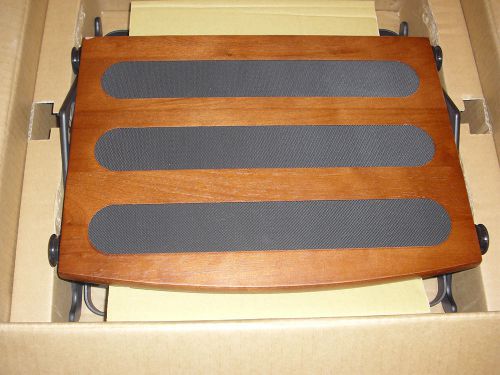 Used/returned humanscale foot machine 300 foot rest fm300 footrest rest - #698 for sale