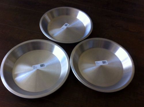 3 Winco APPL-9 9-Inch Aluminum Pie Pan Plates