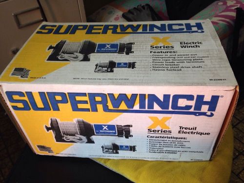 Superwinch 1110 EX1 12VDC winch rated line pull of 1 000 lb/454 kg  winch motor-