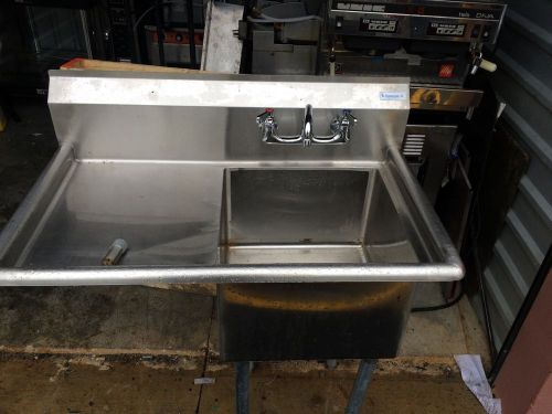 Commercial Stainless Steel Kitchen Utility Sink with Drainboard - 39&#034; wide