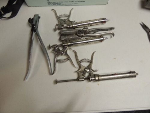THREE Livestock Cattle Vaccination Guns and Casterating Tool