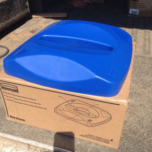 Rubbermaid Recycle Lids (4)