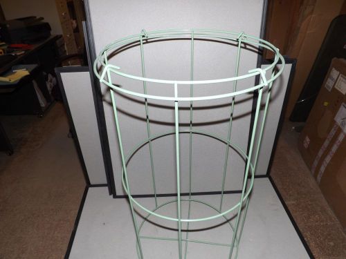 WIRE BAG HOLDER 13189-000, HOLDS 24&#034; X 36&#034; BAGS
