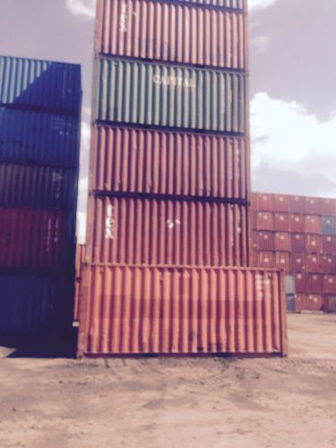 20&#039; Used storage containers