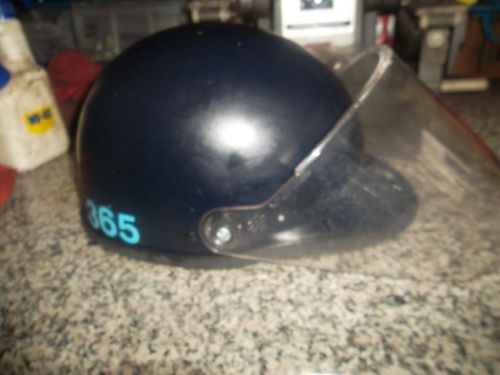Police Issue Riot Helmet Universal Model size s/m  with Face Shield great cond