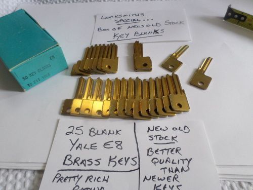 Vintage Yale E 8  Key Blanks Lot of 25  Total  Keys Locksmith House Key