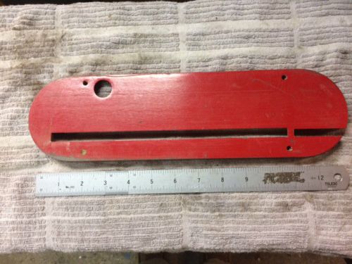 Delta table saw insert