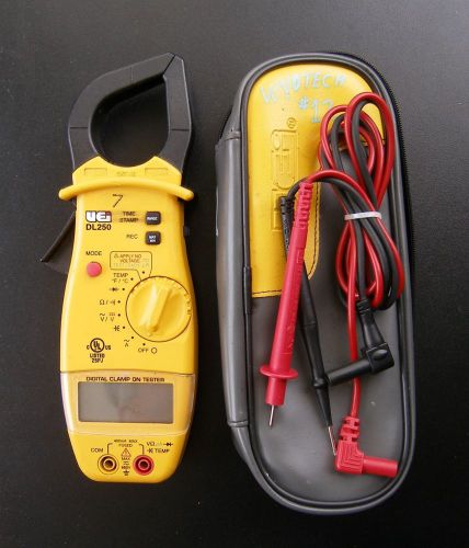 Uei DL250 Clamp-on Meter Multimeter w/ Test Leads and Case
