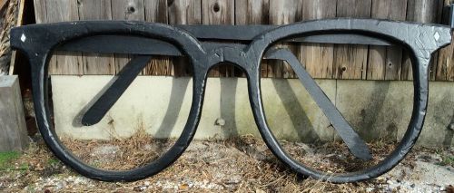 Giant eyeglasses