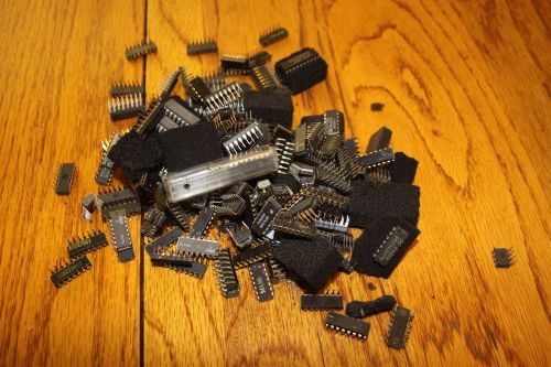 LOT T APPROX 100 PLASTIC 14 PIN 16 PIN INTERGRATED CIRCUITS NEW