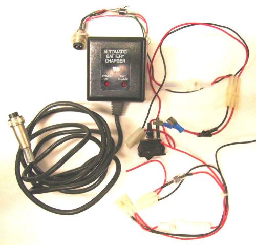 AULT MEDICAL GRADE 12 VOLT AUTOMATIC BATTERY CHARGER DC POWER SUPPLY