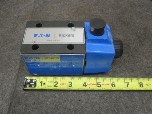 NEW VICKERS PILOT VALVE # DG4V4-012A-M-U-B5-10-S324