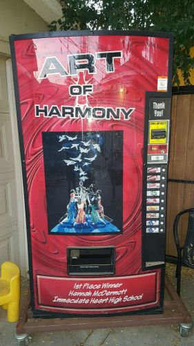 1 USED ROYAL VENDORS RVCC-660-9 SODA VENDING MACHINE ***MAKE OFFER***