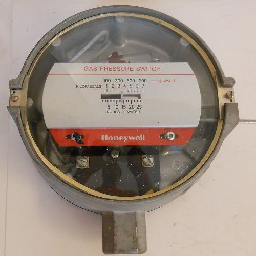 Honeywell Gas Pressure Switch Type C437D1005 1&#034; WC to 26&#034; WC