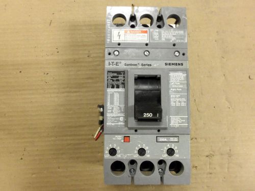 Siemens HFD6 HFD63F250 3 pole 250 Amp 600 volt W/ Aux Switch Circuit Breaker UA