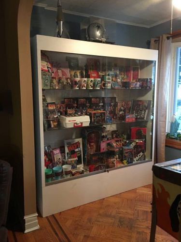 Display case/cabinet with lights for sale