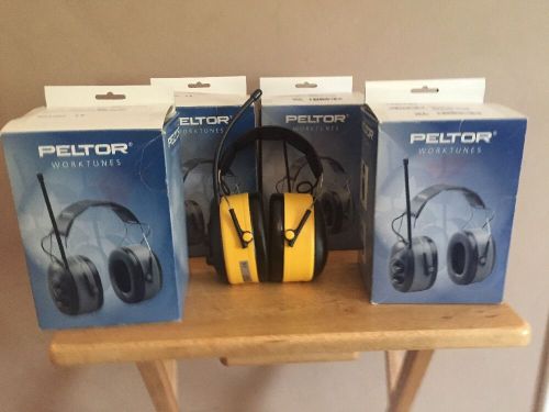 Set OF 4 AO SAFETY PELTOR Headset Headphones AM FM Radio W/ Box &amp; Manual And Bat