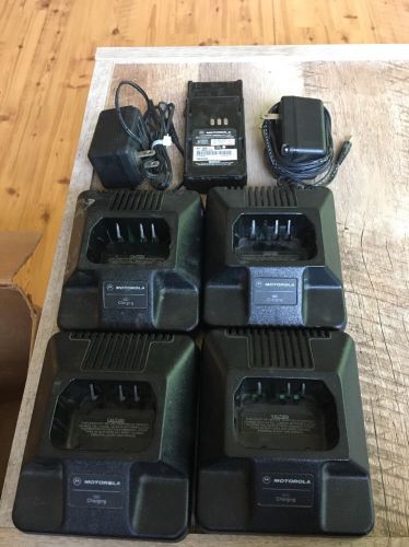 4 Motorola HTN9702A GP300 Two Way Radio Battery Charger w/ Power 2 Supplies