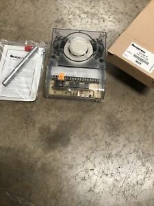 HOCHIKI DH-98 Duct Smoke Detector (DH-98-P) * NEW OPEN BOX!