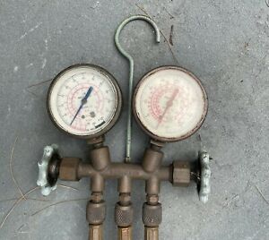 vintage JB Industries 2 valve manifold bronze w/hoses