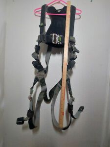 MILLER REVOLUTION USED SAFETY HARNESS &amp; ACCESSORIES SEE PICS FOR DESCRIPTION