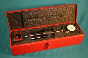Starrett 659BZ Heavy-Duty Magnetic Base w/25-131 Indicator
