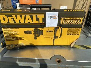 DeWalt D25901K Heavy-Duty 23lb. SDS Max Demolition Hammer