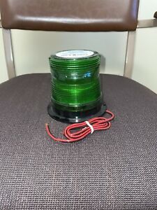 Green strobe light for car roof