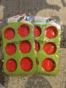 Two (2) Elbee home 621 premium 6 cupcake muffin baking pan mold red Silicone