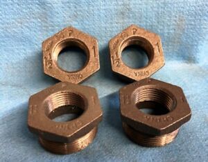 B&amp;K MUELLER HEX BUSHING, 1-1/2&#034; X 1&#034; ** LOT OF 4 **