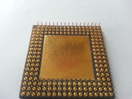 Vintage Motorola XC68040RC25B 32BIT CPU GOLD