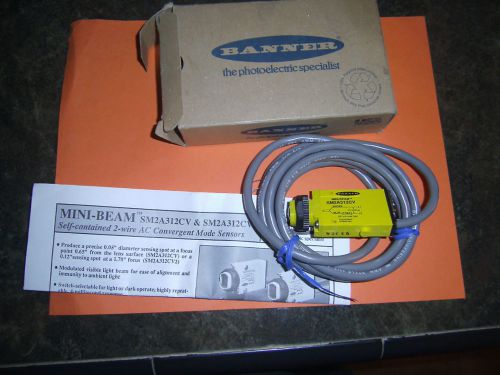 Banner Electrical Supply 26185 SM2A312CV2 NEW IN BOX W/PAPER PROXIMITY SWITCH !!