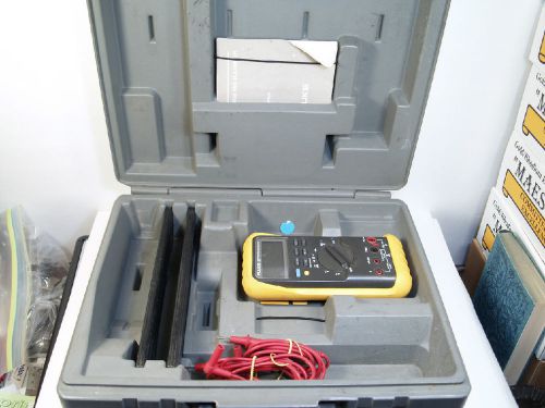 Fluke 87 true rms multimeter used with manual &amp; hard case for sale