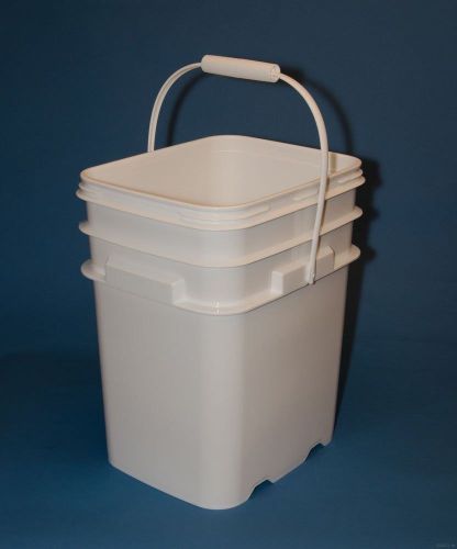 5 gallon food storage container with lid and handle fda approved  qty 4  ez-e538 for sale
