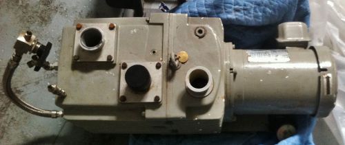 Leybold d30a vacuum pump with ge 5k45sg1071 motor 1.5 hp, 1725 rpm, tested for sale