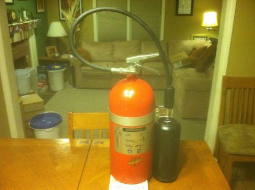 Buckeye carbon dioxide fire extinguisher, steel 10 lb., model 456 new for sale