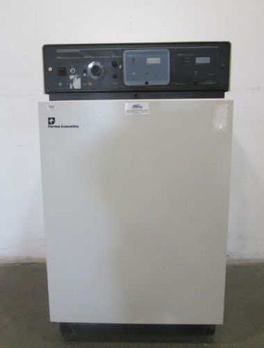 Forma Scientific 3158 CO2 Water Jacketed Incubator
