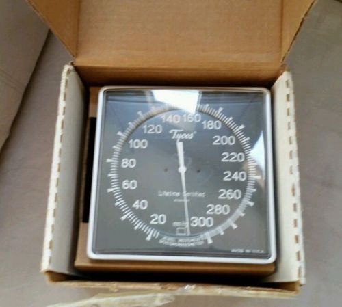 Original Tyco Aneroid Blood Pressure Monitor Gauge and Cuff with Cord.