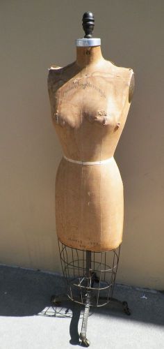 VINTAGE PALMENBERG CAVANAUGH CO FULL SIZE FEMALE MANNEQUIN MODEL 1951 DRESSFORM