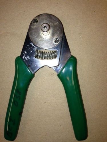 IDEAL MODEL# 35-465 4-Way Indent Tool, GREEN
