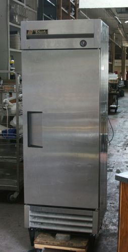 True t-19 1 door bottom mounted reach-in refrigerator for sale