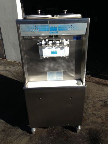 2001 Taylor 754 Water Cooled Soft Serve Frozen Yogurt Ice Cream Machine 100%
