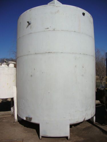 SNYDER INDUSTRIES 3500 GALLON POLY TANK