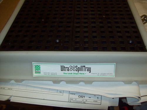UltraTech 1061 Polyethylene Ultra-Spill Tray P4, 2.9 Gallon Capacity, 17&#034; NEW
