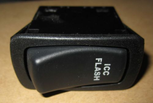 NEW Carling L15D1 Momentary Rocker Switch ICC FLASH 12V 20A