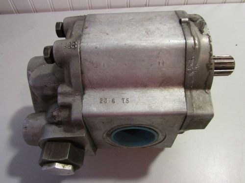 Hyster 137787-r hydraulic pump for forklift. for sale