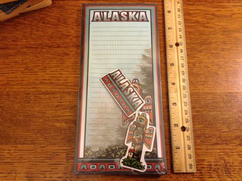 NIP Alaska Magnetic Memo/note Pad/writing pad with 2 magnets~Alaska and Totem